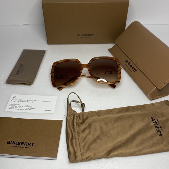 New - Burberry BE4332 Luna Sunglass Oversize Acetate Marble Brown Gradient Len… - Picture 11 of 12